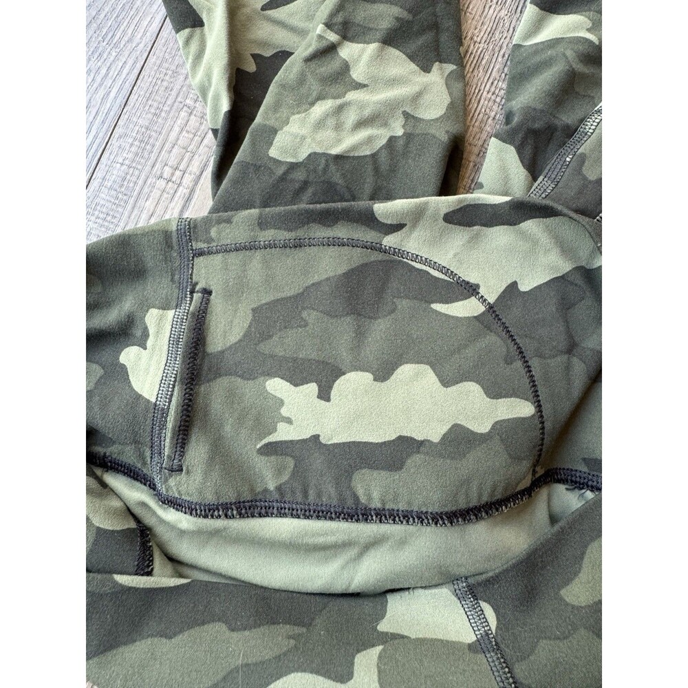 Lululemon Align Crop 23" Leggings Size 12 High-Rise Camo Olive Green Yoga Pants - Picture 2 of 4
